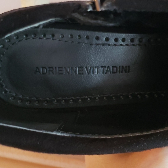 Adrienne Vittadini black suede booties. - Picture 6 of 7